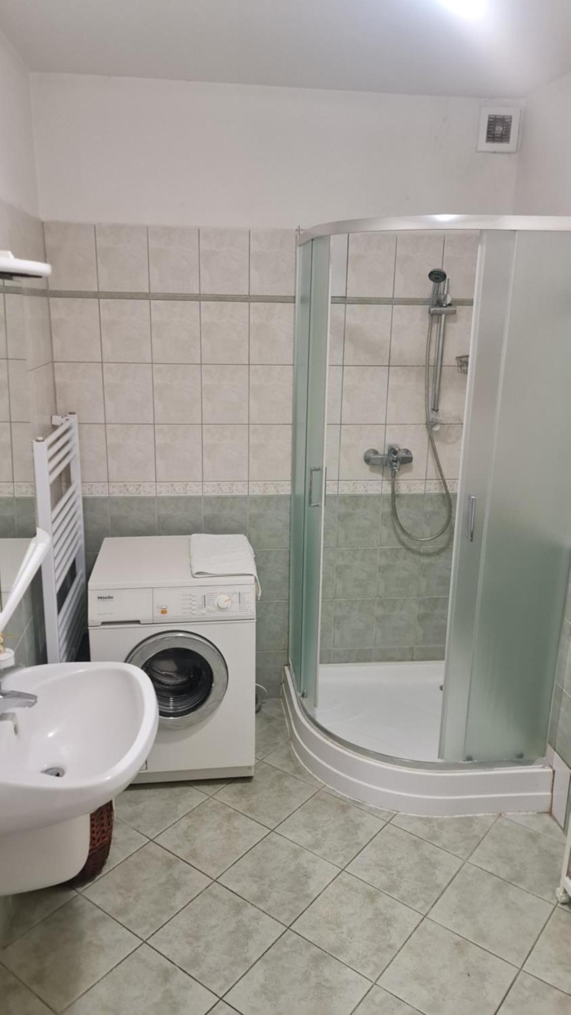 Tulipan Apartman Segedyn Zewnętrze zdjęcie